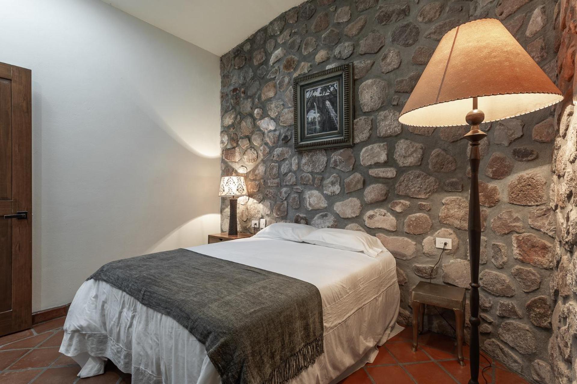 Casa Virreyes - Rancho Puertas